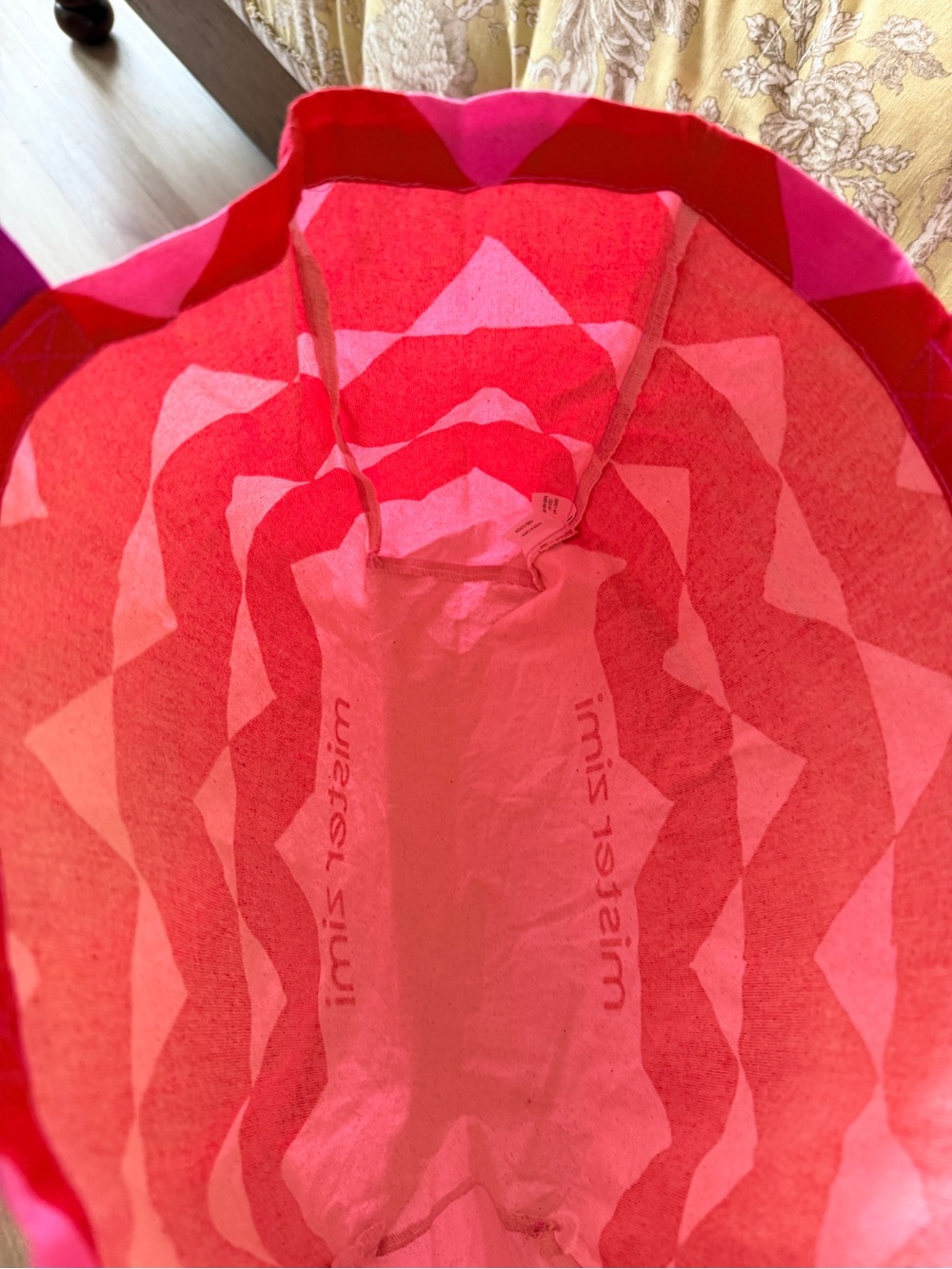 Mister Zimi Red and Pink Geometric Tote with Purple Straps - Picture 3 of 3